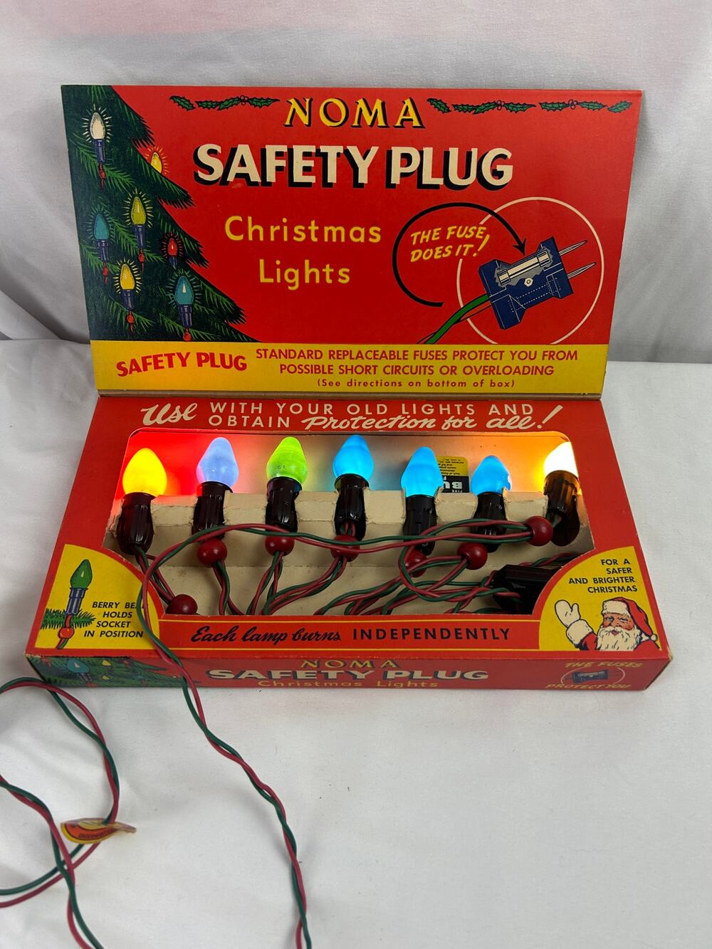 Vintage NOMA Safety Plug Christmas Lights 3010 SF Multicolor Original Box